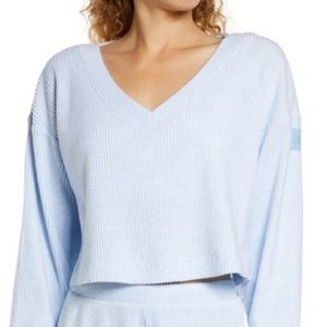 Alo muse v-neck pullover